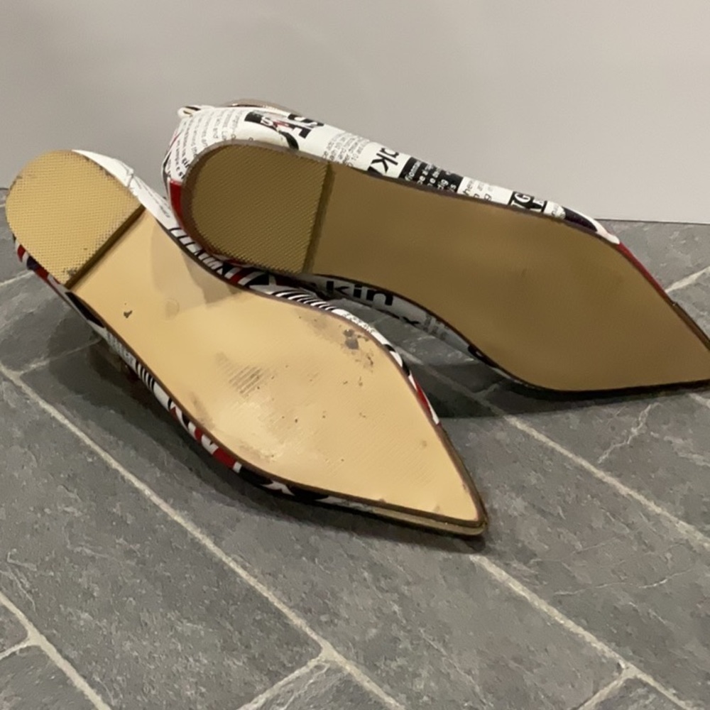 Stylish Gold and Multicolor Flats - Picture 4 of 5